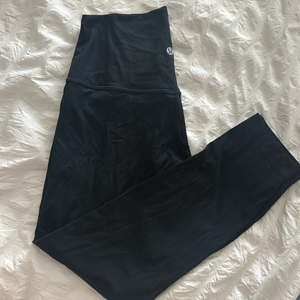 Black ribbed leggings
